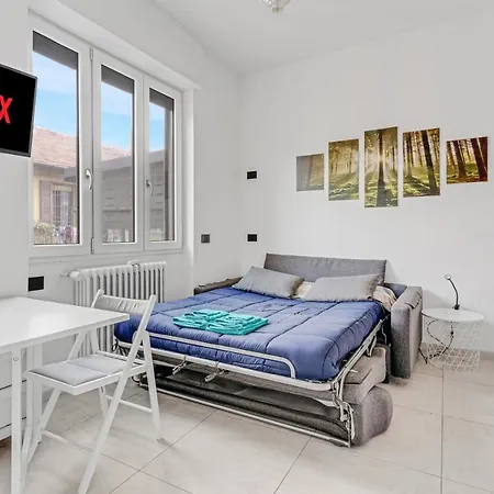 Apartment Metro M1 - Smart Home, Fast Free Wifi & Netflix *